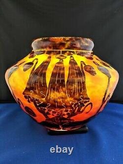 Le Verre Francais Campanules signed Cameo Glass Vase apprx 6.5H antique vintage
