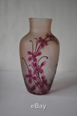 Legras Signed Cameo Art Glass Vase -ovington Ny, France