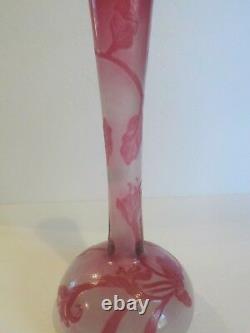 MULLER CROISMARE French CAMEO Art Glass 10.5 Vase, c. 1910