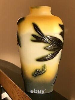 Magnificent Antique Art Nouveau Emile Galle Cameo Glass Olive Plant Vase