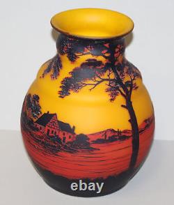 Mountain with Cottage Scenic Cameo Art Glass Vase Richard