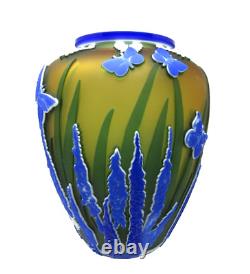 RARE Kelsey/Pilgrim Cameo Glass Vase, Butterflies 1995 Blue White Gold Green