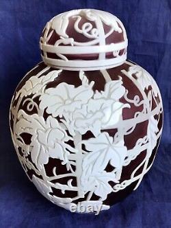 Rare Outstanding Kelsey Murphy Sand Carved Cameo Glass Peonies Ginger Jar