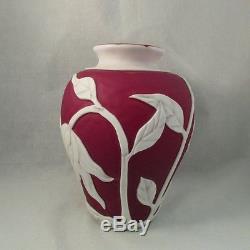 Ruby cameo glass flower art glass vase Olver tulips