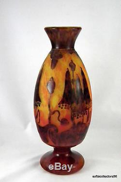 Schneider Le Verre Francais Art Nouveau Cameo Vase Bluebells ca. 1920