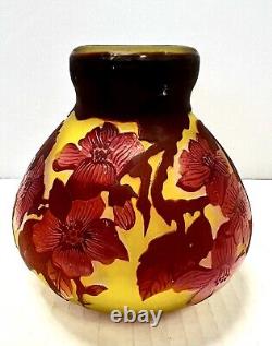 Signed Emile Galle Cameo Glass Windowpane Floral Art Nouveau Vase