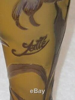 Signed Galle Glass Cameo Vase with Lily Flowers 9 Tall Excellent Condition