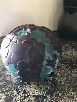 Signed Pilgrim Cameo Glass By Kelsey Murphy 1992 Grapes And Fairies Paperweight