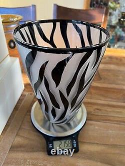 Steven Correia Vase Zebra Black White Striped Africa Cameo Art Glass Signed 10