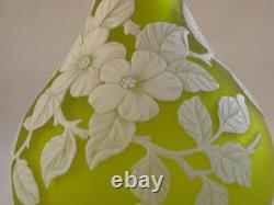 THOMAS WEBB Carved English Cameo Art Glass Vase 9-1/2 Citron color, c. 1900