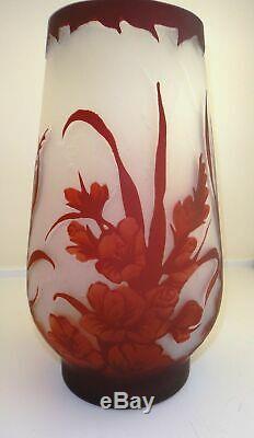 Vintage 10 inches High Galle Type Cameo Vase Unique