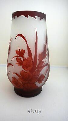 Vintage Galle Style, Etched Cameo Art Glass Vase 3D Flower Pattern