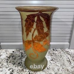 Vintage Signed Degue French Cameo Art Glass Vase. Art Deco Design 1925