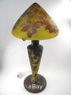Vintage late 20th century Galle overlaid glass table lamp fruiting vines