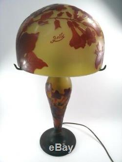 Vintage late 20th century reproduction Galle overlaid cameo glass lamp flowers
