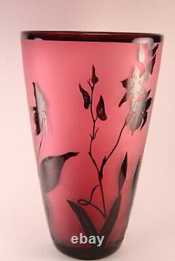 Vtg Steven Correia Limited Edition Etched Art Glass Cameo Red Floral Vase Signed